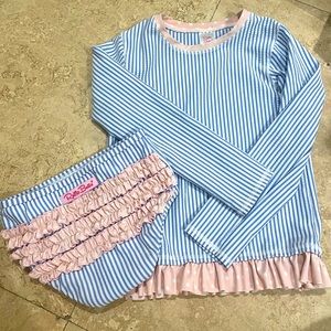RuffleButts rashguard 2 piece swim suit Girls size 6